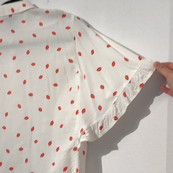 Topshop lip print blouse - Picture 8 of 8